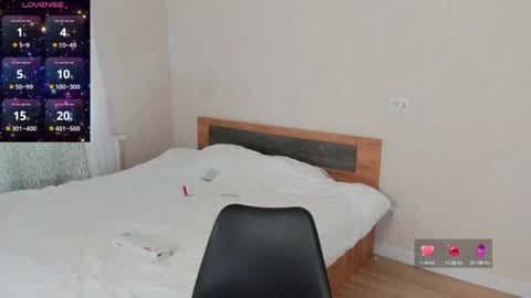 lia_2002_ online show from April 2026 07:13:02 AM