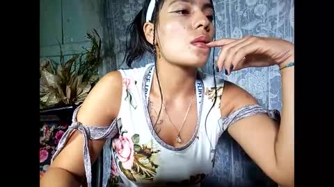 Lia online show from October 2025 07:25:02 PM
