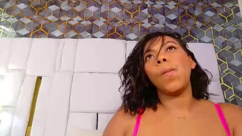 lia_mariana online show from October 2025 01:33:02 AM