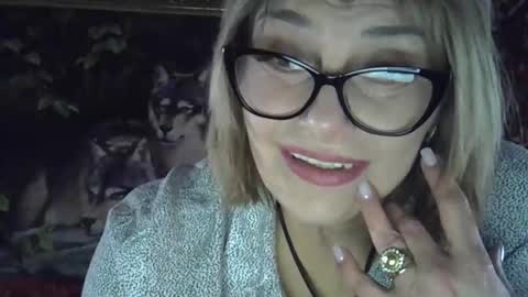 Snapshot of lia_raysss chatting on April 2026 08:22:01 PM lia_raysss online show from April 2026 08:22:01 PM