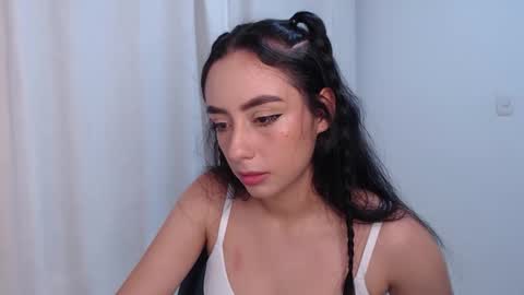 Snapshot of liaa_cute_ chatting on May 2026 01:14:02 AM lia online show from May 2026 01:14:02 AM