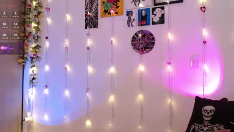 Liaa  online show from May 2026 11:01:04 PM