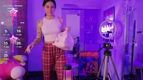 Lia Butera online show from April 2026 10:42:02 PM