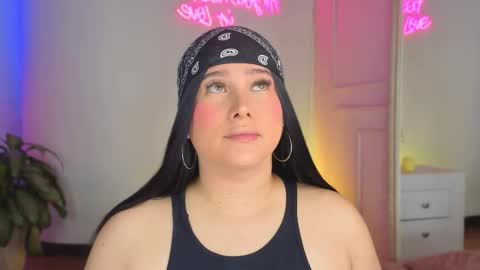 Lia Cox online show from November 2025 03:06:01 AM