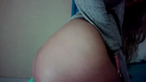 Lia Divina online show from May 2026 03:36:02 AM