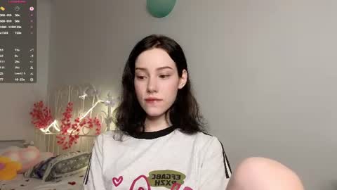 Lia  online show from July 2026 09:15:01 AM