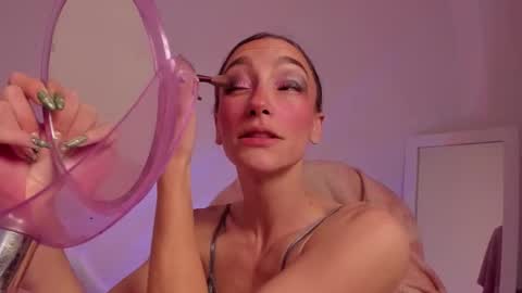 lh6 9c online show from November 2025 03:56:01 PM