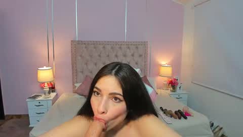 Snapshot of liahjhons chatting on January 2025 04:04:01 AM Liah online show from January 2025 04:04:01 AM