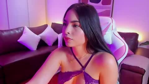 Snapshot of liahjhons chatting on September 2025 10:11:01 PM Liah online show from September 2025 10:11:01 PM