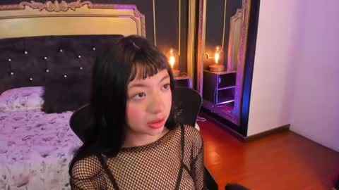 Lia lovet online show from May 2026 08:05:02 PM