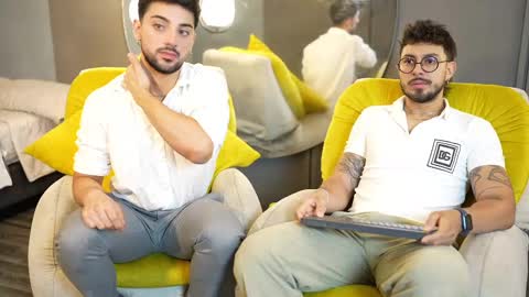 Liam  Luca online show from February 2025 06:48:01 PM