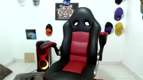 Andres online show from June 2026 09:28:02 PM