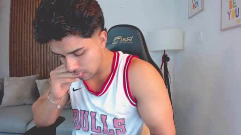 Liam Collins online show from October 2025 11:36:01 AM