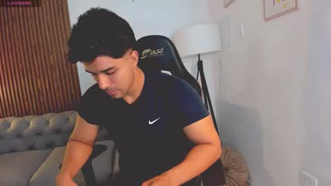 Liam Collins online show from October 2025 11:45:02 AM