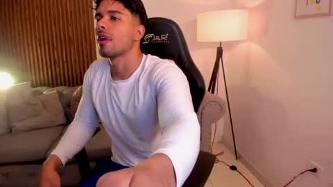 Liam Collins online show from May 2026 12:13:02 PM