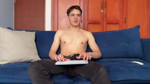 Snapshot of liam_enzho chatting on April 2026 02:56:01 PM Liam online show from April 2026 02:56:01 PM