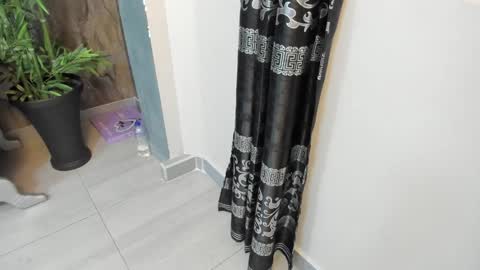 LIAM KLEIN online show from February 2025 11:22:02 AM