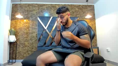 LIAM KLEIN online show from September 2025 11:13:02 AM