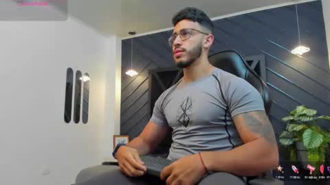 LIAM KLEIN online show from October 2025 11:17:01 AM