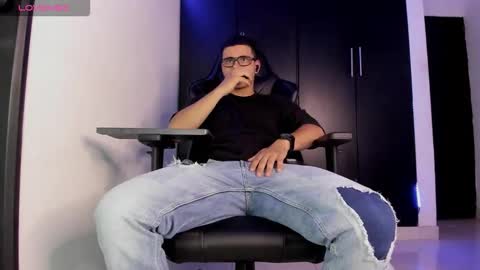 Liam online show from March 2026 11:09:01 PM