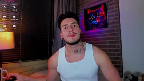 Snapshot of liam_oficial chatting on July 2026 03:52:02 AM liam online show from July 2026 03:52:02 AM
