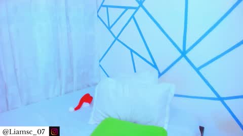 Liam scott77 online show from December 2025 08:36:02 PM