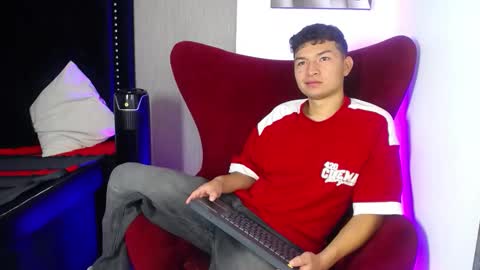 Liam  online show from February 2026 12:14:01 PM