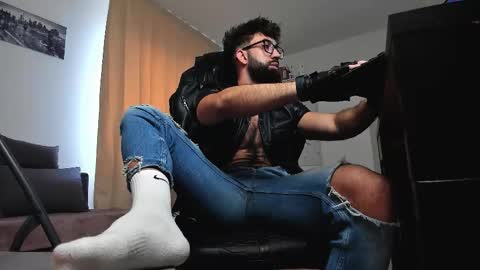 Liam online show from February 2026 07:38:01 AM