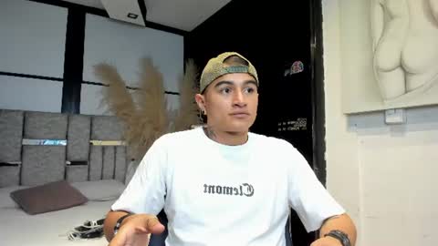 Snapshot of liamdeep_ chatting on June 2026 07:40:01 PM LiamDeep online show from June 2026 07:40:01 PM