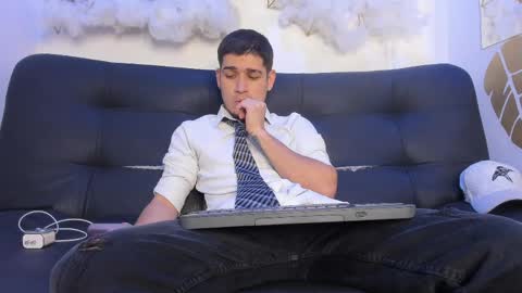 Snapshot of liamduvall chatting on March 2026 11:26:02 PM Liam online show from March 2026 11:26:02 PM