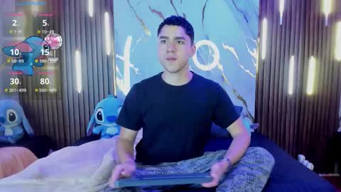 Snapshot of liamnovak chatting on November 2025 12:05:02 PM Liam online show from November 2025 12:05:02 PM