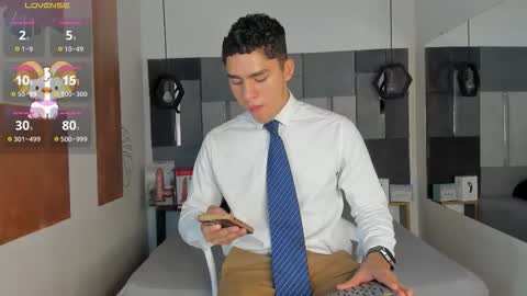 Snapshot of liamnovak chatting on November 2025 11:54:02 AM Liam online show from November 2025 11:54:02 AM