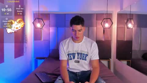 Snapshot of liamnovak chatting on November 2025 12:08:02 PM Liam online show from November 2025 12:08:02 PM