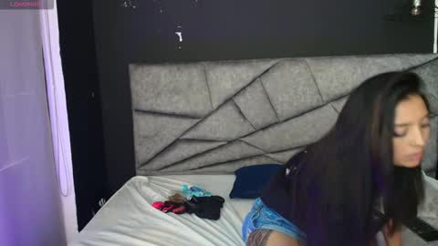 L I A M O N R O E online show from October 2025 12:05:02 PM