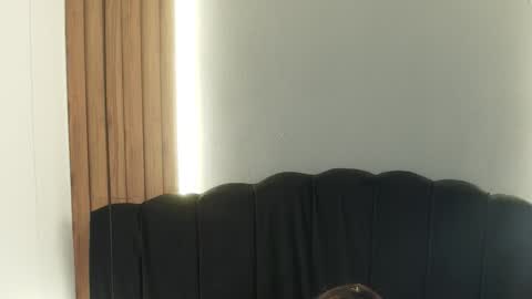 L I A M O N R O E online show from March 2026 12:21:01 PM