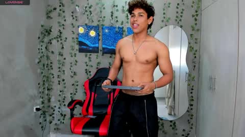 liamvibes212 online show from April 2026 01:12:02 PM