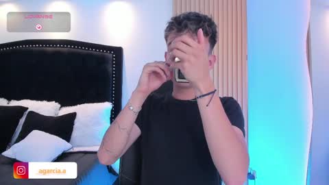 liam online show from May 2026 04:43:01 AM