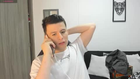 Snapshot of lian_eathan chatting on October 2025 10:00:02 PM lian_eathan online show from October 2025 10:00:02 PM