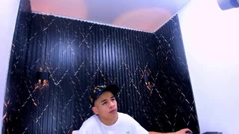 Snapshot of lian_jacob chatting on May 2026 06:26:04 PM Lian Jacob online show from May 2026 06:26:04 PM