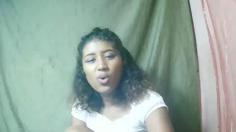 Liana9794 online show from May 2026 09:33:02 PM