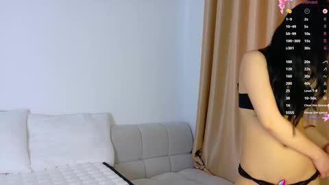 Lia online show from March 2026 02:06:02 AM