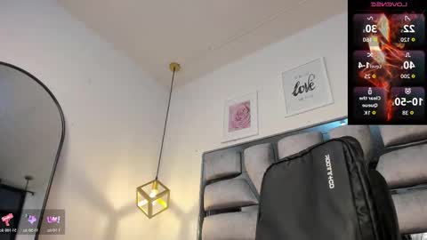 lianfox_ online show from March 2026 12:22:01 PM