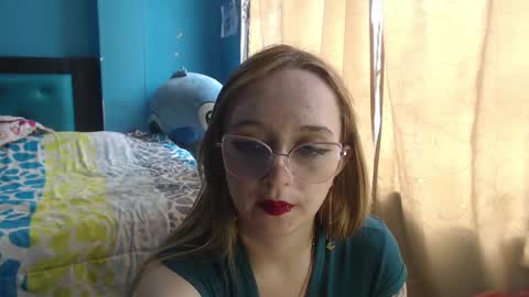 Lia Roberts online show from February 2025 06:08:02 PM