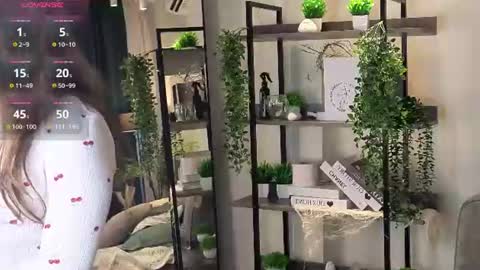 Snapshot of libbienoffsinger chatting on June 2026 01:25:01 AM Ada online show from June 2026 01:25:01 AM