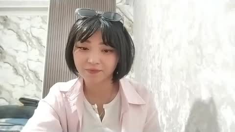 Molly online show from May 2026 08:03:01 PM