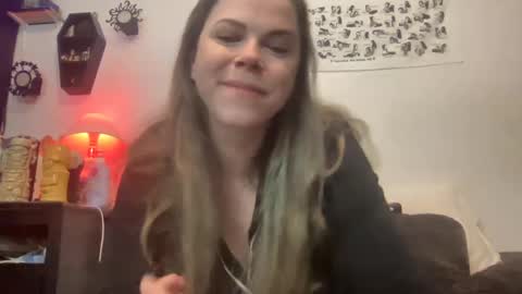 Libby Deetz online show from February 2025 11:01:02 AM