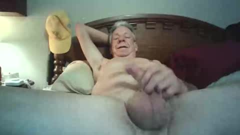 Snapshot of lickmysnowballs chatting on April 2026 06:02:01 PM lickmysnowballs online show from April 2026 06:02:01 PM