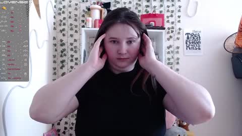 light_lunaa online show from February 2025 04:27:01 AM