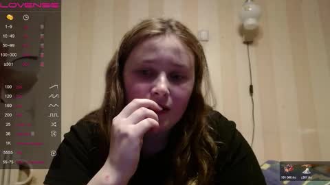light_lunaa online show from February 2026 11:57:02 AM