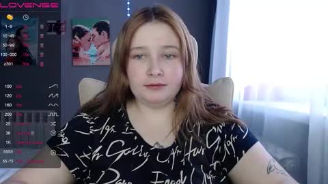 light_lunaa online show from February 2026 11:02:02 AM